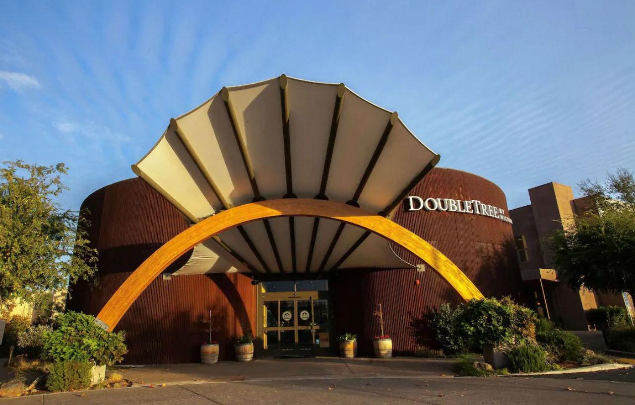 Doubletree By Hilton Napa Valley - American Canyon Exterior photo