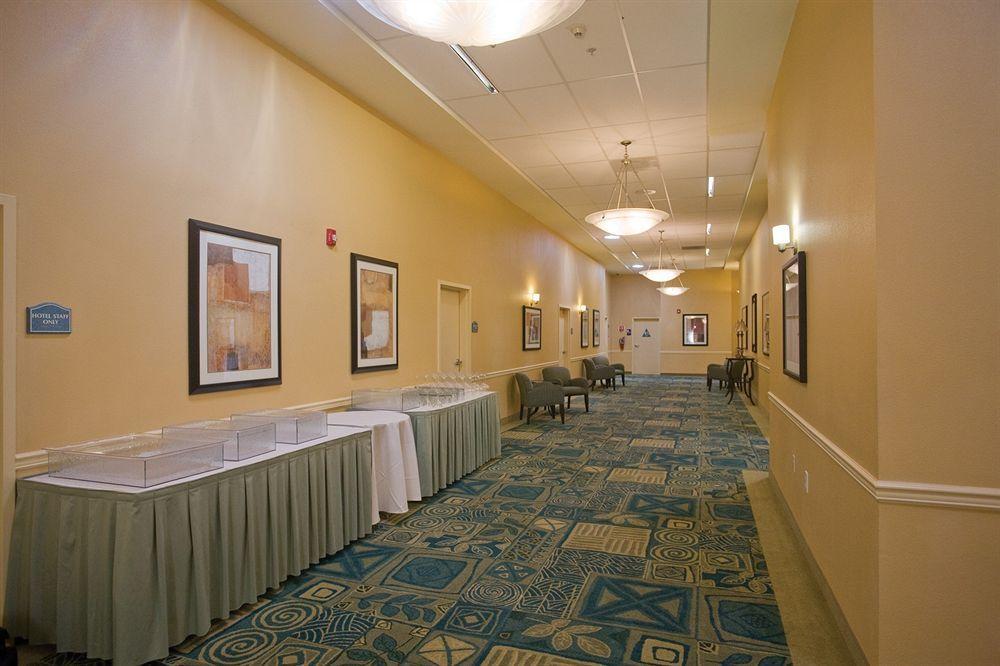 Doubletree By Hilton Napa Valley - American Canyon Exterior photo
