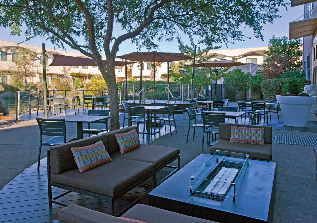 Doubletree By Hilton Napa Valley - American Canyon Exterior photo